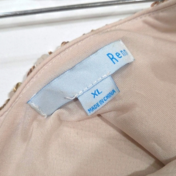 Gold Sequin Dress Size Xl - Picture 9 of 10